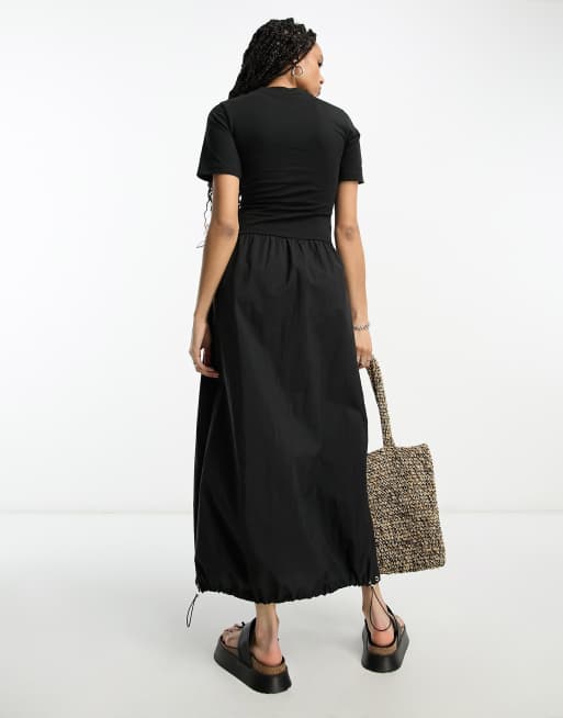 ASOS DESIGN - Vestito T-shirt midi girocollo 2 in 1 con gonna cargo nero, 2 di 4