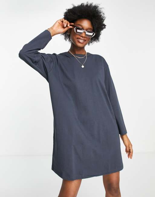ASOS DESIGN - Vestito T-shirt oversize a maniche lunghe grigio antracite, 4 di 4