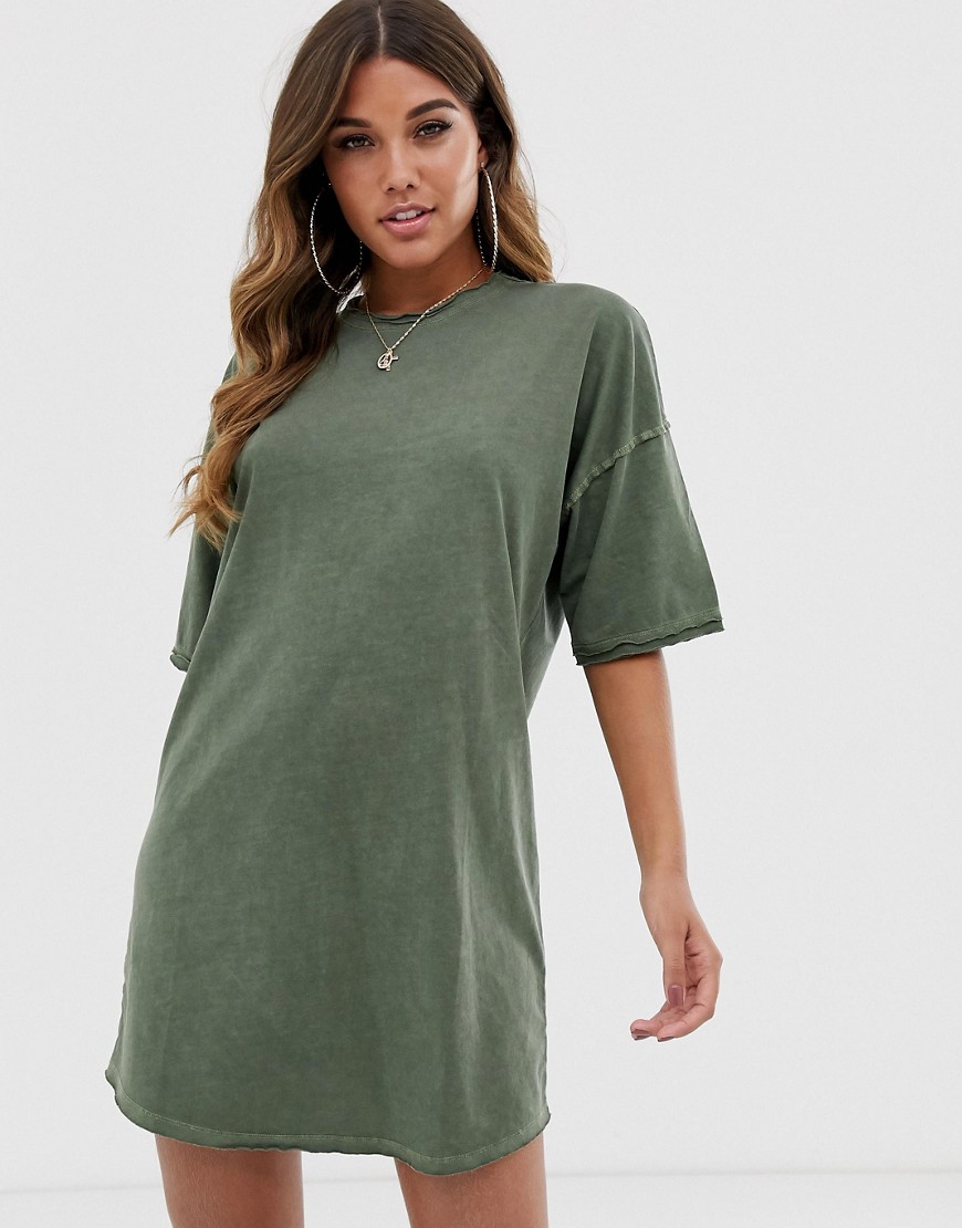 ASOS DESIGN - Vestito T-shirt oversize con bordi grezzi-Verde