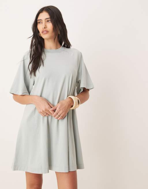 ASOS DESIGN - Vestito T-shirt svasato blu slavato, 3 di 4