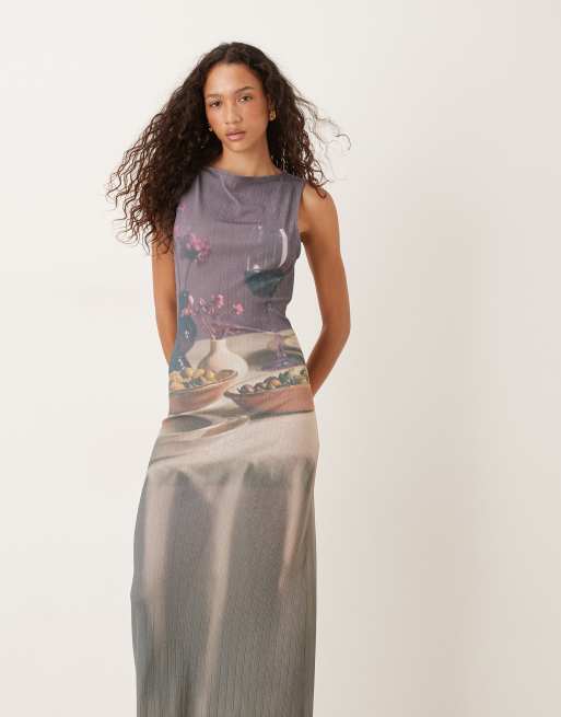 ASOS DESIGN - Vestito trasparente da festa color prugna a coste con stampa, 2 di 4