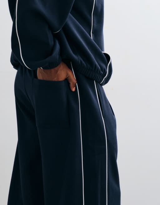 ASOS DESIGN vida joggers med vita passpoaler i marinblått, 3 av 5