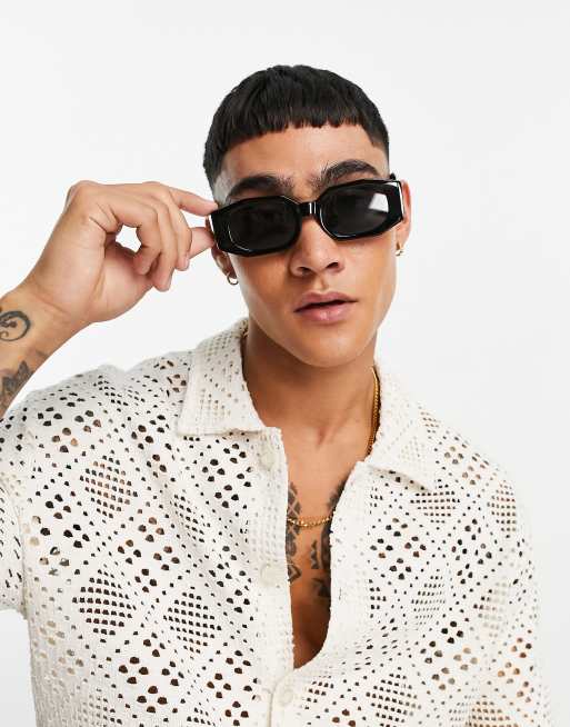 ASOS DESIGN - Vinklede, rektangulære solbriller med røgfarvede glas og sort stel