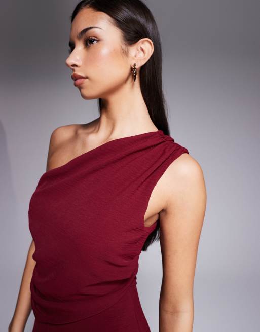 ASOS DESIGN – Vinröd, enaxlad jumpsuit med drapering, 3 av 4