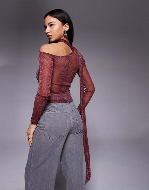 ASOS DESIGN – Vinröd, enaxlad topp i glittrig mesh med scarfdetalj, 3 av 4