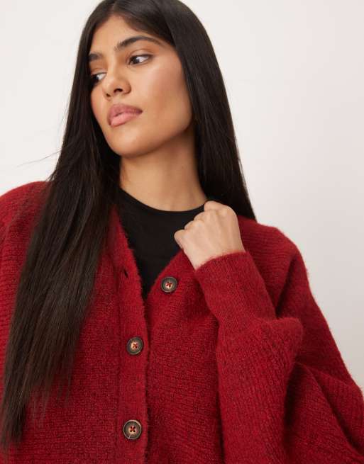 ASOS DESIGN – Vinröd, fluffigt stickad kofta med pingvinärm, 2 av 4