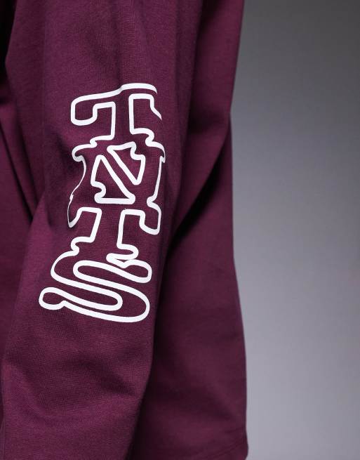 ASOS DESIGN – Vinröd, långärmad t-shirt i oversized fit med raglanärmar och flockat sporttryck , 5 av 5