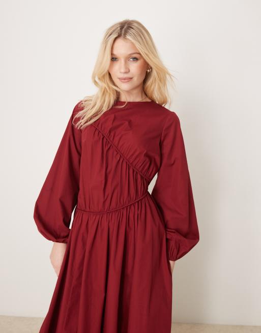 ASOS DESIGN – Vinröd maxiklänning med asymmetrisk volang, 4 av 4