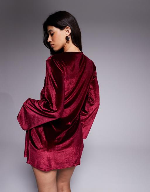 ASOS DESIGN – Vinröd miniklänning manchester och sammet med utsvängda ärmar och knytband, 4 av 4