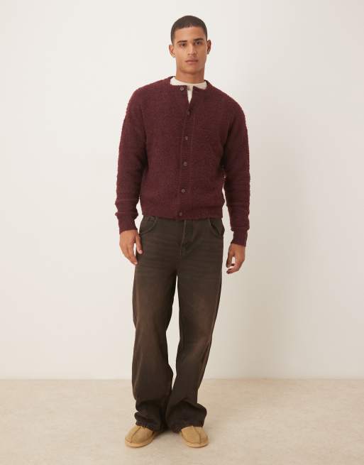 ASOS DESIGN – Vinröd, stickad kofta i bouclé med avslappnad passform och rund halsringning , 2 av 5