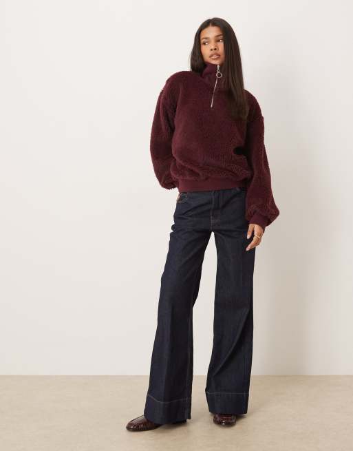 ASOS DESIGN – Vinröd topp i teddy och oversize med dragkedja och hög krage, 2 av 4