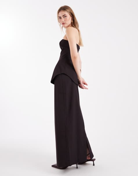 ASOS DESIGN – Vinrött, kritstrecksrandigt set i peplum-modell med bandeautopp och maxikjol - view 1