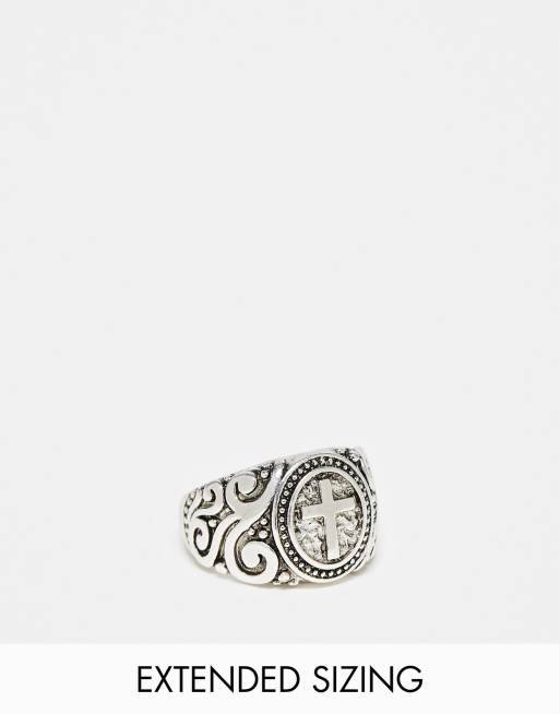 ASOS DESIGN - Vintageinspireret signetring med kors og prægning