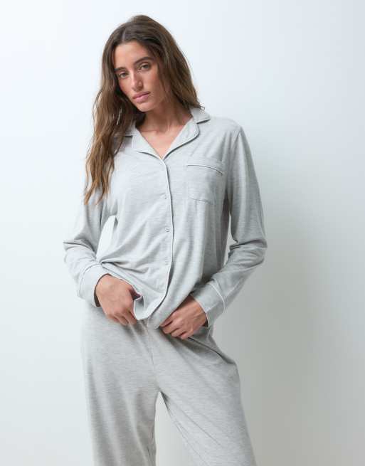 ASOS DESIGN Viscose super soft long sleeve shirt & trouser pyjama set in grey marl, 2 of 4