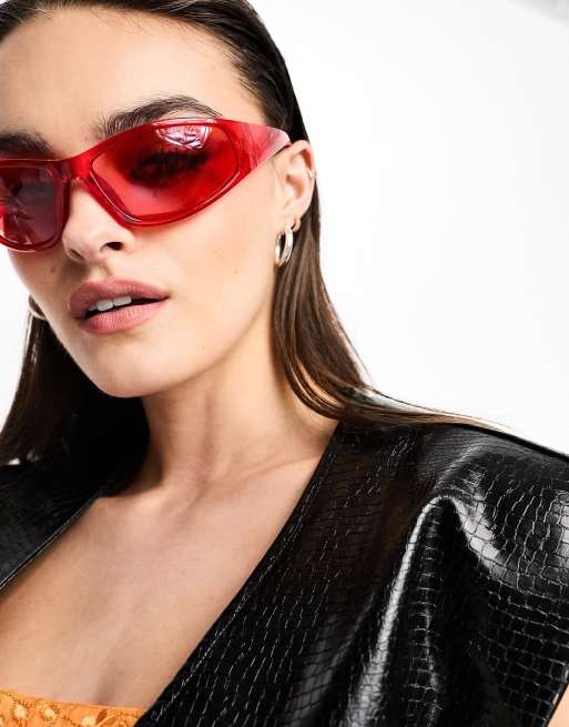 Are red store glasses fashionable