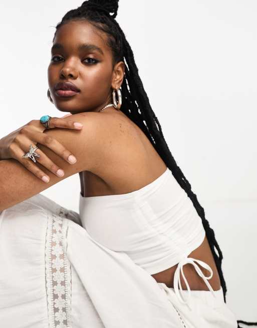 ASOS DESIGN – Vit ärmlös bandeau med rysch på sidan