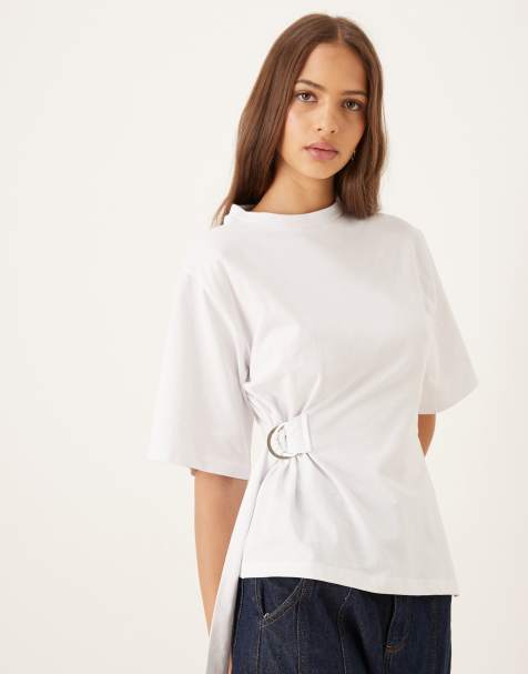 ASOS DESIGN – Vit, asymmetrisk topp med korta ärmar och rynkning - view 1