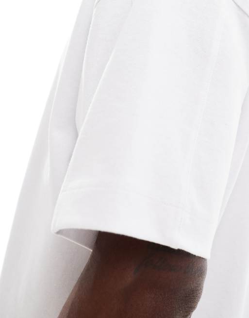 ASOS DESIGN – Vit, boxig t-shirt i oversize med dekorativa sömmar på axlarna, 4 av 4