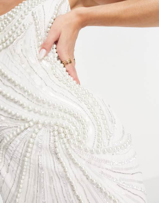 ASOS DESIGN – Vit klänning med smala, utsmyckade axelband och pärlat virvelmönster , 4 av 4