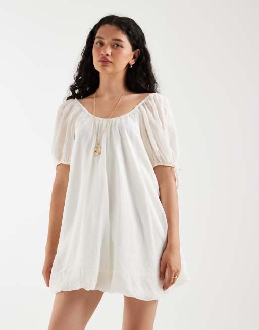 ASOS DESIGN – Vit miniklänning med puffärmar, 2 av 4