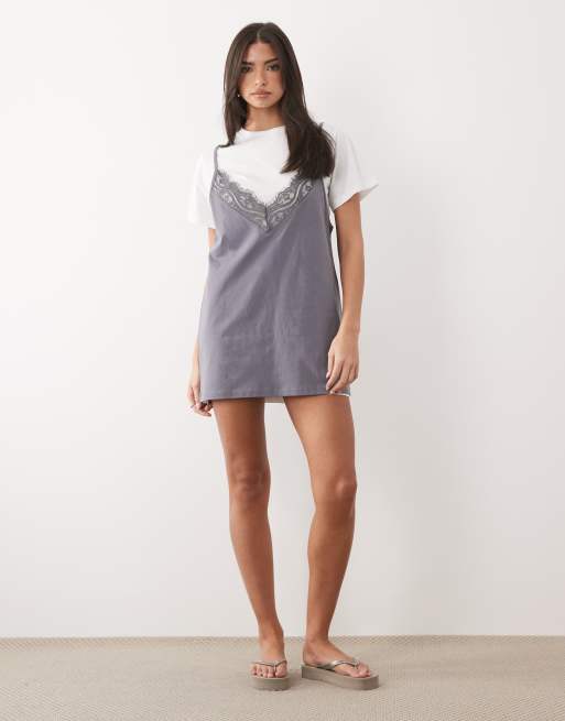 ASOS DESIGN – Vit och ljuslila miniklänning med korta ärmar och spetslager, 3 av 4