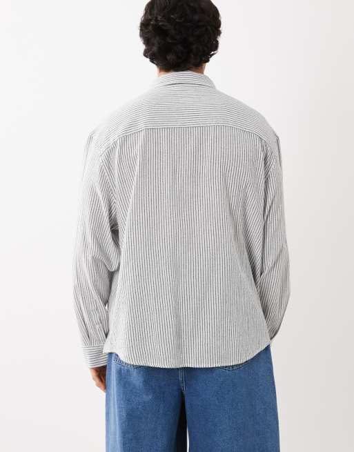 ASOS DESIGN – Vit och svartrandig t-shirt i oversized fit med broderi på bröstfickan, 3 av 5