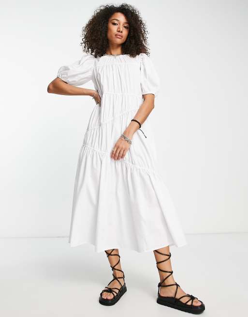 ASOS DESIGN – Vit panelsydd midiklänning i poplin med indragning