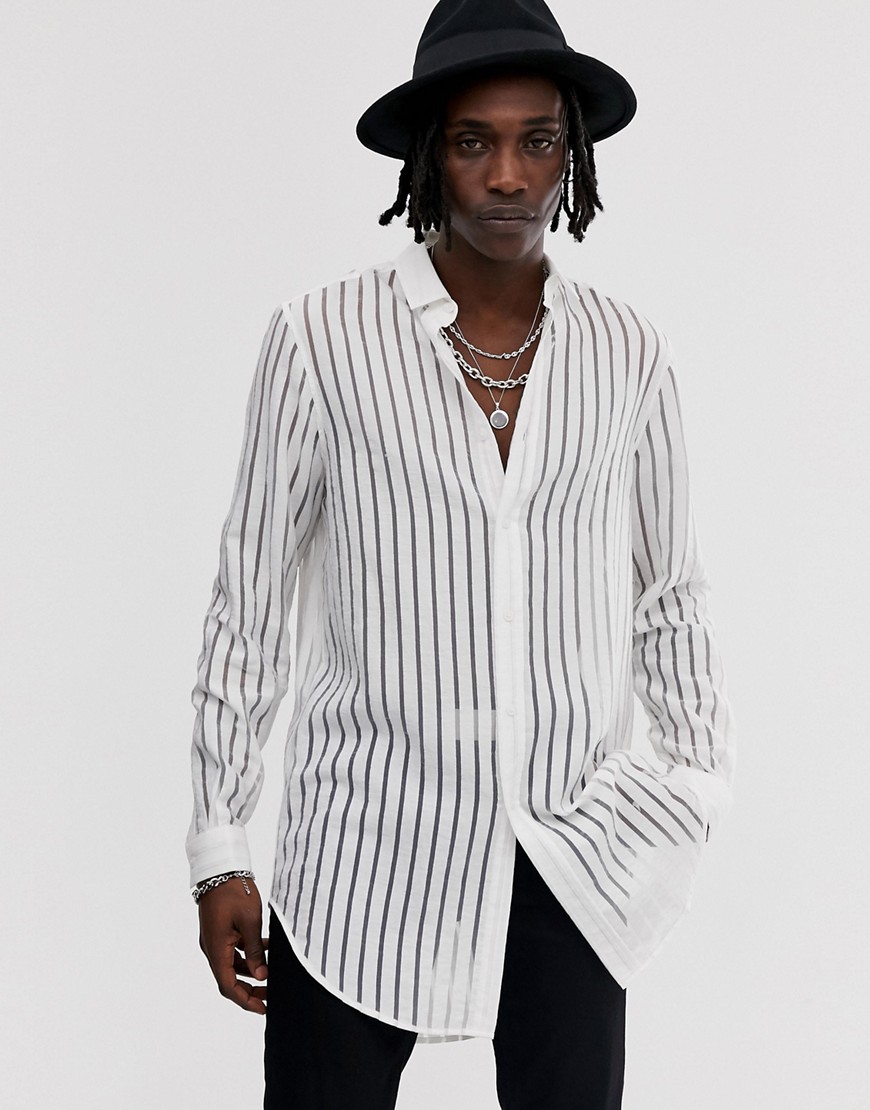 ASOS DESIGN – Vit randig skjorta i devoré, regular fit och longline-modell