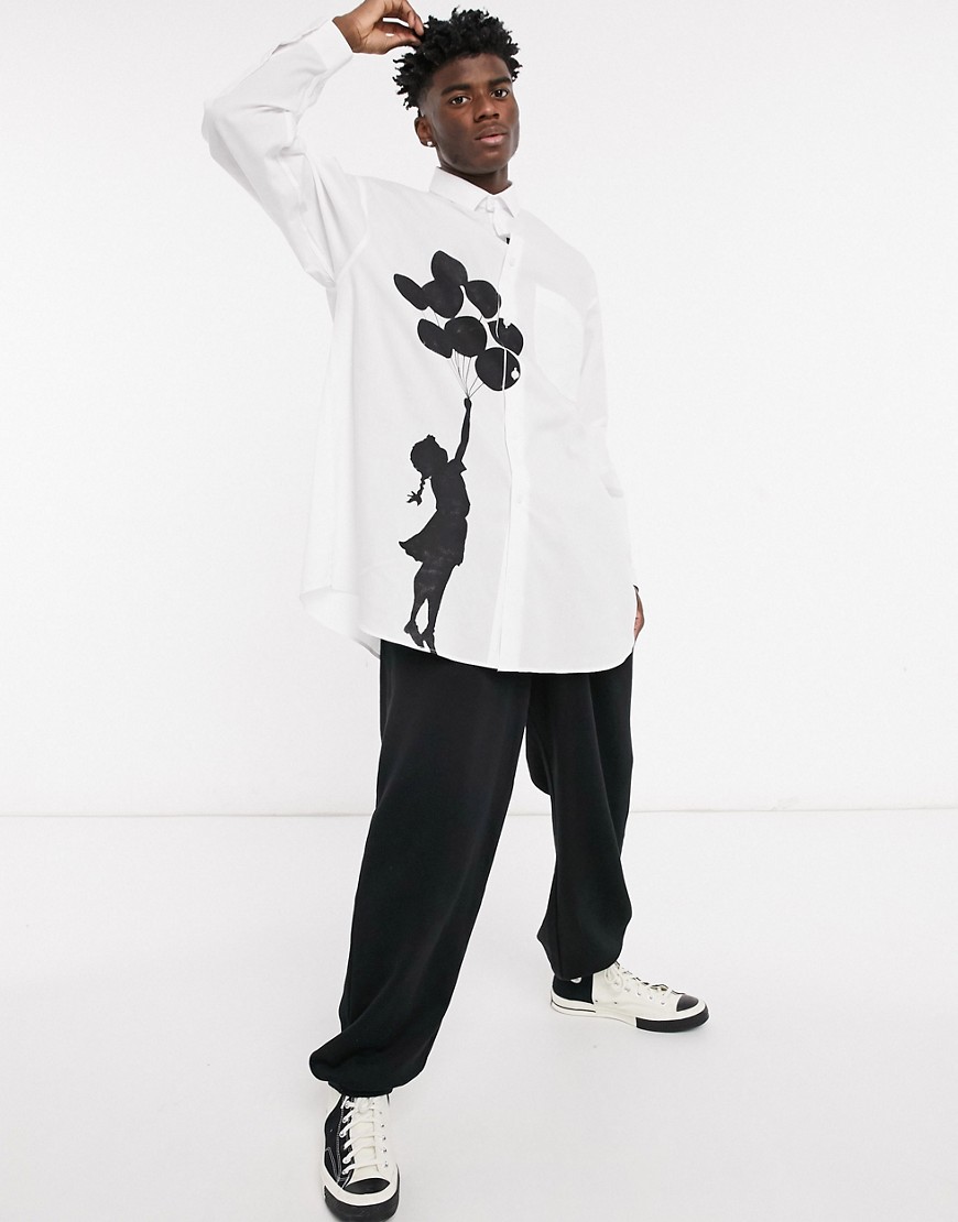 ASOS DESIGN – Vit skjorta i oversize-modell med ikoniskt Banksy-tryck
