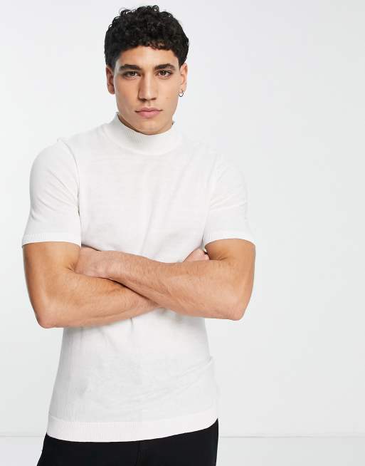 ASOS DESIGN – Vit, stickad t-shirt i muscle fit med halvpolokrage
