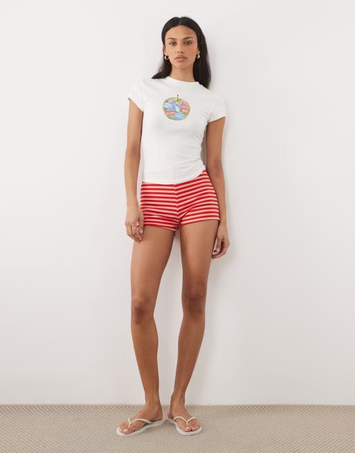 ASOS DESIGN – Vit t-shirt i krympt modell med kantrand och äppeltryck, 2 av 4