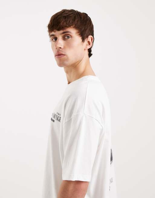 ASOS DESIGN – Vit t-shirt i oversize med "Ace of Spades"-tryck baktill, 4 av 5