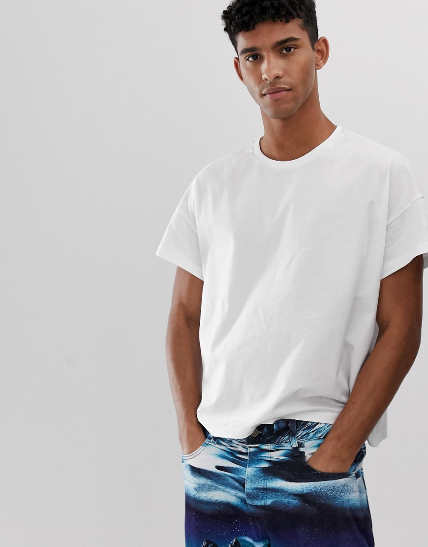 ASOS DESIGN – Vit t-shirt i oversize-modell med boxig passform och kort ärm