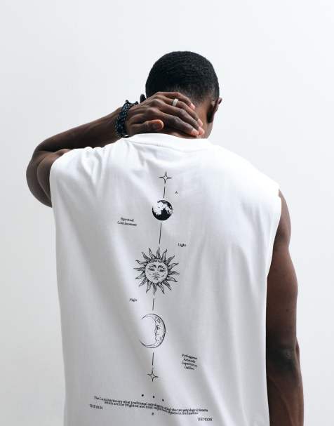 ASOS DESIGN – Vit t-shirt i oversized fit med astrologitryck längs ryggraden - view 1
