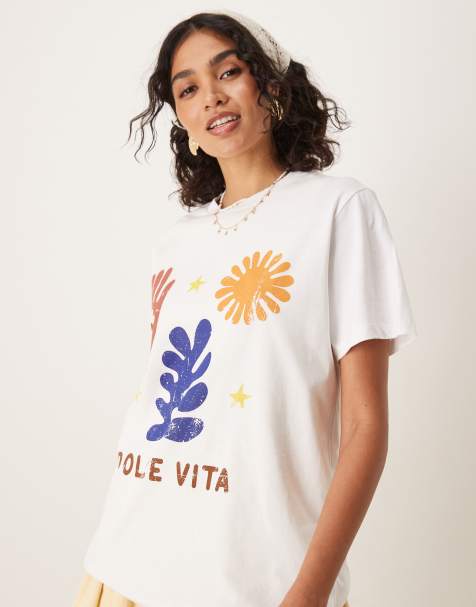 ASOS DESIGN – Vit t-shirt i regular fit med "Dolce Vita"-tryck - view 1
