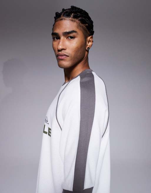 ASOS DESIGN – Vit, våfflad, kraftig t-shirt i oversize med raglan-ärmar, stadstext och passpoaler , 4 av 5