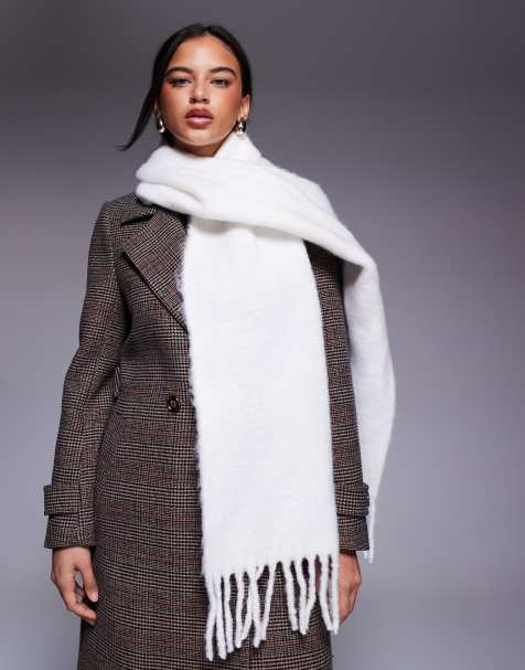 ASOS DESIGN – Vit, vävd halsduk med fluffiga tofsar - view 1
