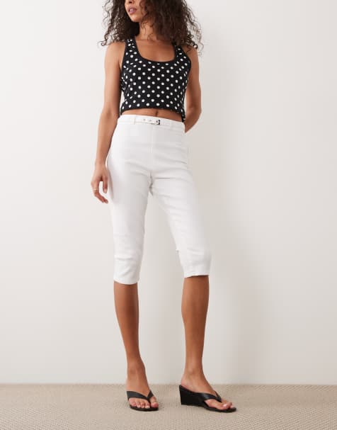 ASOS DESIGN – Vita capri-jeans med skärp - view 1