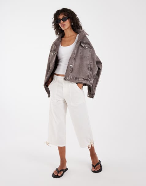ASOS DESIGN – Vita, långa cargoshorts med ficka och knytning - view 1