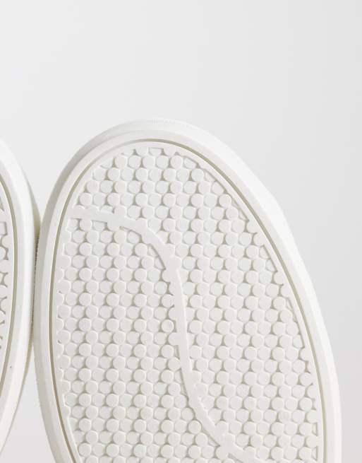 ASOS DESIGN – Vita sneakers med snörning och brungrå hälkappa, 5 av 5