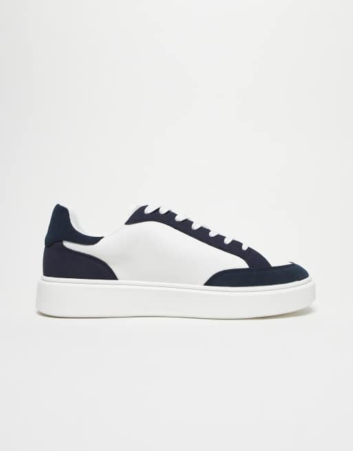ASOS DESIGN – Vita träningsskor med snörning och marinblå paneler, 4 av 4