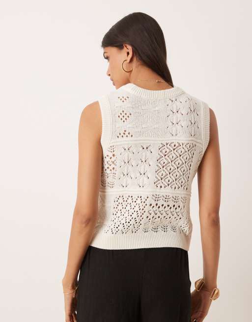 ASOS DESIGN – Vitt, pointellestickat linne i lappsydd stil med kontrastfärgade rosetter, 4 av 4