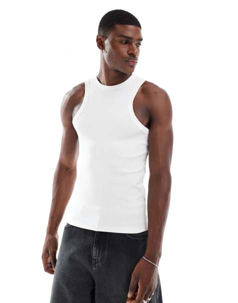 ASOS DESIGN – Vitt ribbat linne i muscle fit med brottarringning - view 1