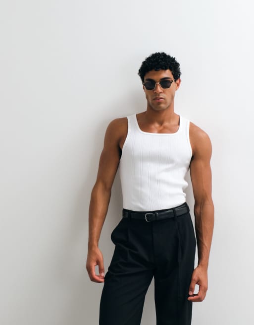 ASOS DESIGN – Vitt, ribbat linne i muscle fit med fyrkantig ringning, 3 av 5