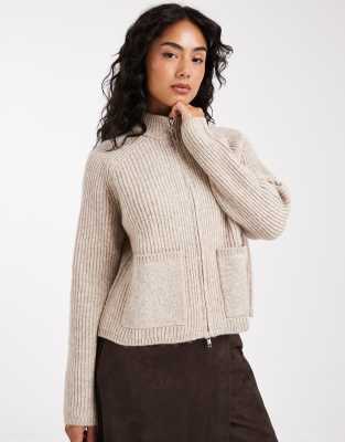 ASOS DESIGN - Vollpatent-Bomberjacke in Hellbeige aus Rippstrick mit Taschendetail-Neutral