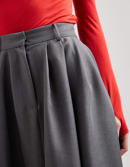 ASOS DESIGN volume balloon midi skirt in grey, 3 of 5