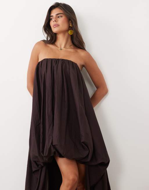 ASOS DESIGN volume bubble bandeau maxi dress high low hem in bitter chocolate, 2 of 4