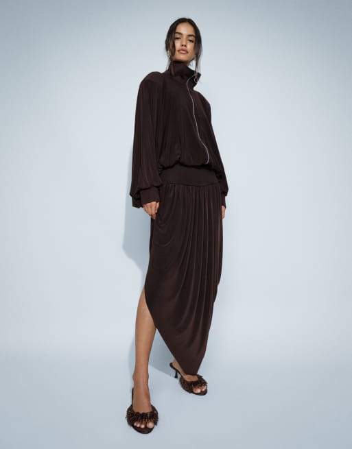 ASOS DESIGN volume drape co-ord top met rits in bruin, 4 van 9