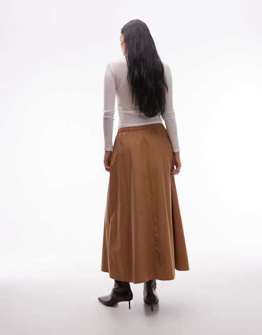 ASOS DESIGN volume maxi skirt in camel, 4 of 5