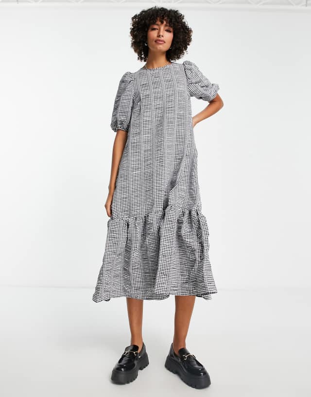 ASOS DESIGN volume maxi smock dress in mono mixed gingham